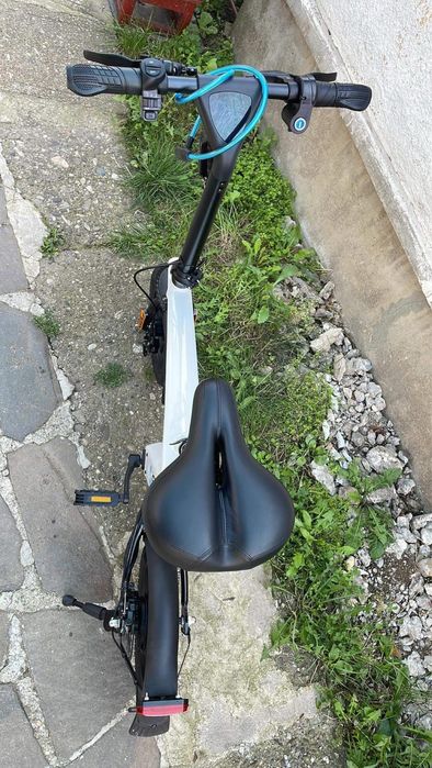 Vand schimb bicicleta electrica