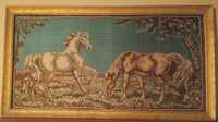 Гоблен, изобразяващ пасящи коне