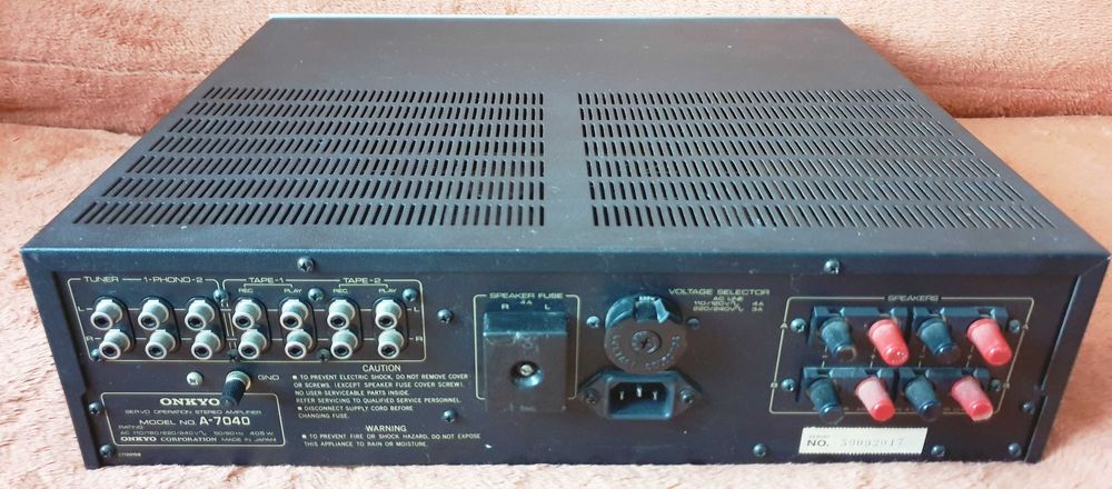 Onkyo A-7040 statie 2X85W pe 4 Ohm