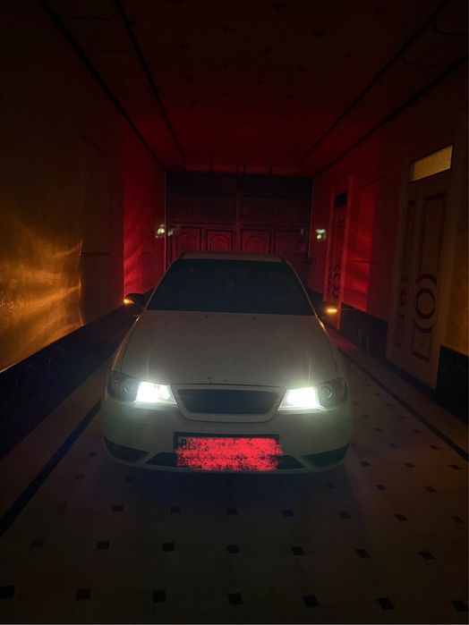 Nexia-2 DOHC 1.6 sotiladi. Lux konditsioner.