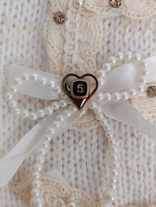 Дамски пуловер тип Шанел