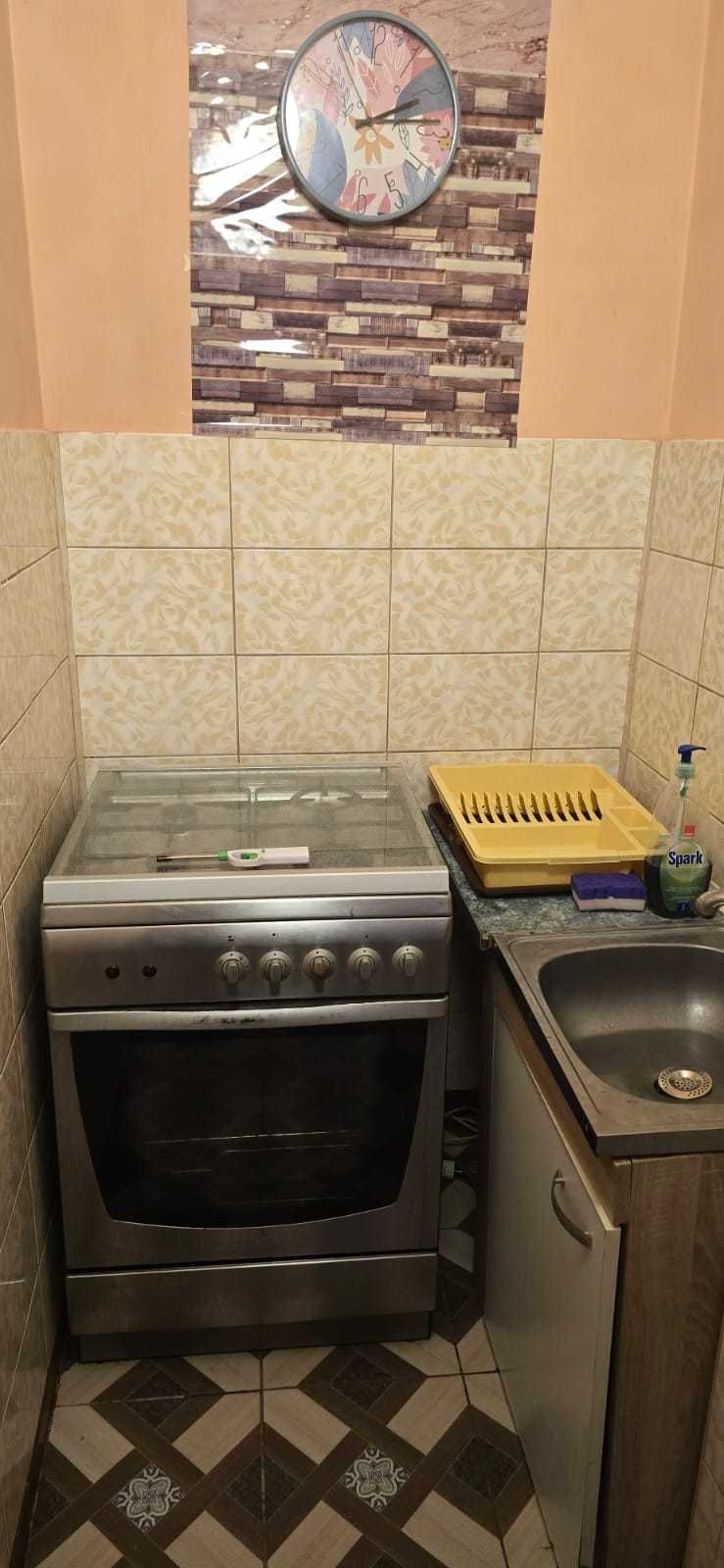 Proprietar inchiriez Gars. moderna,etaj 1,zona centrala Tiglina1