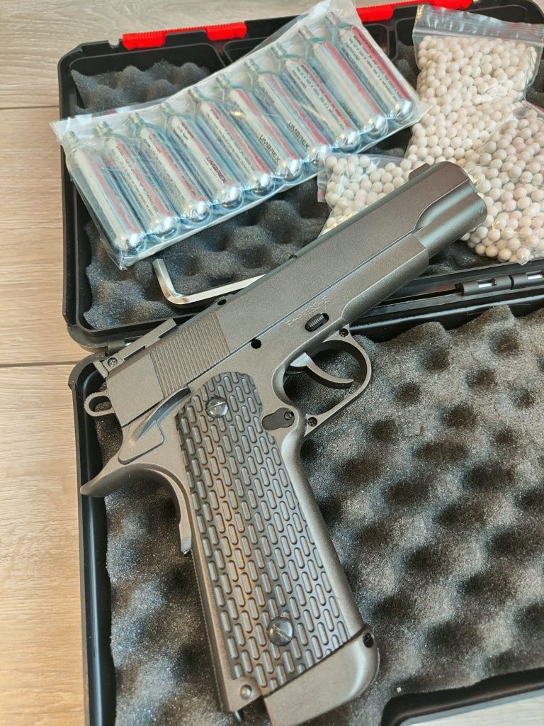 Pistol airsoft full metal Colt 1911 NBB