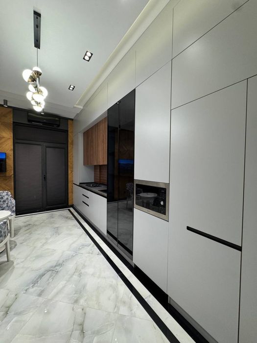 Продается студия с панорамным видом. 1/7/12 30м с мебелью и техникой