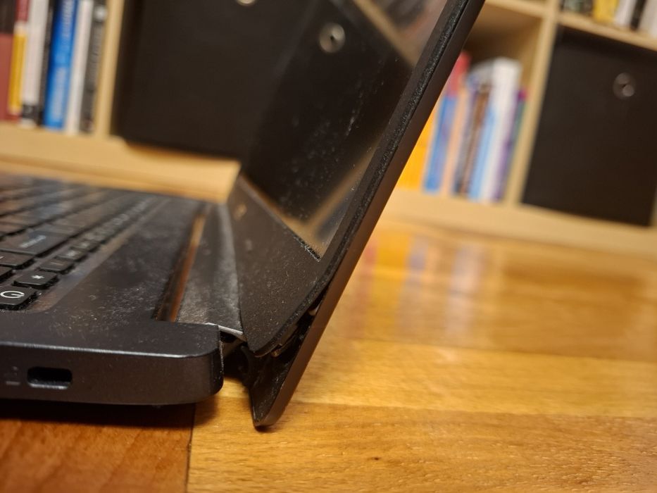 Laptop Acer Aspire 5 pentru PIESE