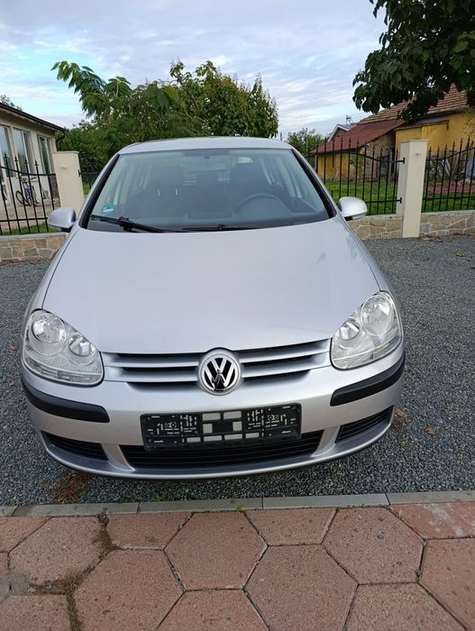 VW Golf 5 1.6 /102кс./