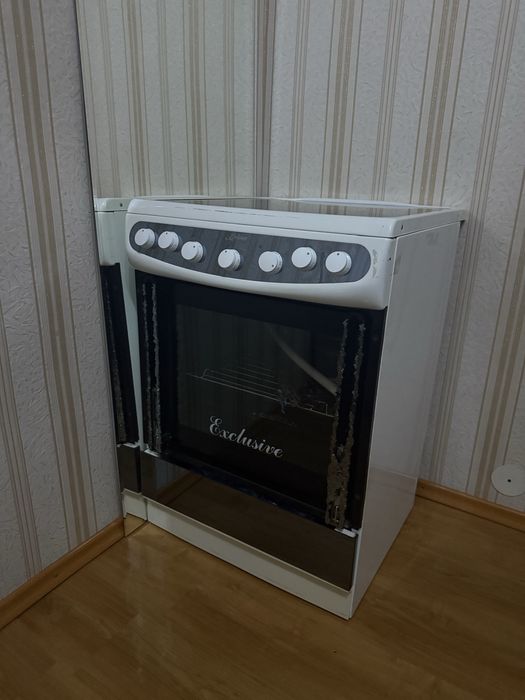 Продам электро плиту