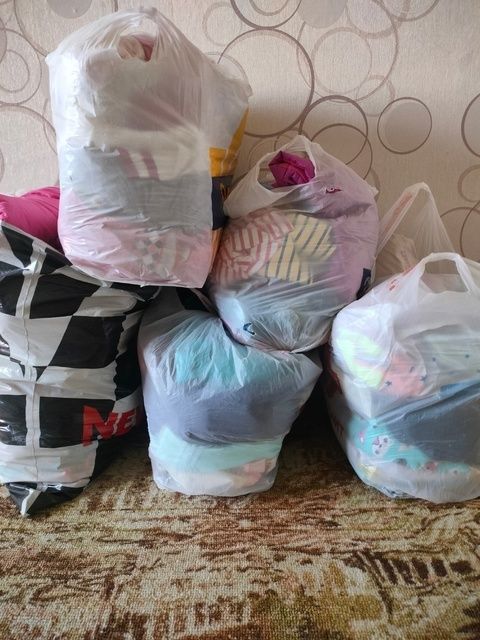 Продам с доставкой вещи