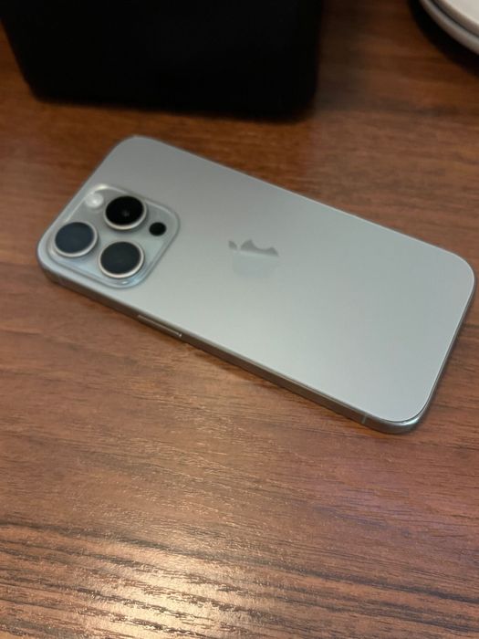 Iphone 15 pro.