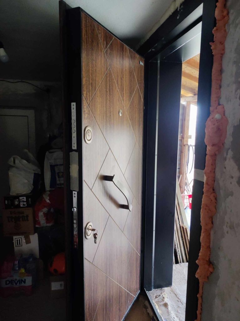 Продава се Къща в Русе, Родина 1 - 110 кв.м за 478 €/кв.м - Снимка #2