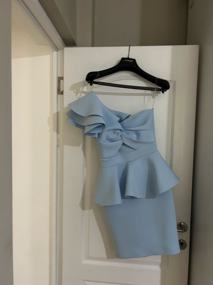 Rochie eleganta scurta, M