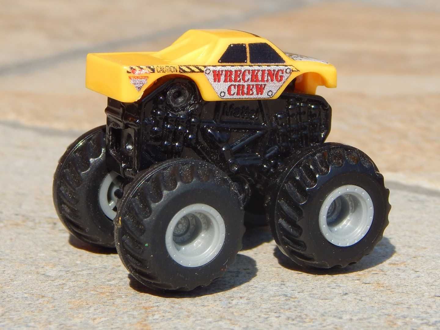 Macheta monster truck Hot Wheels Mattel sc 1:87 HO 4 cm