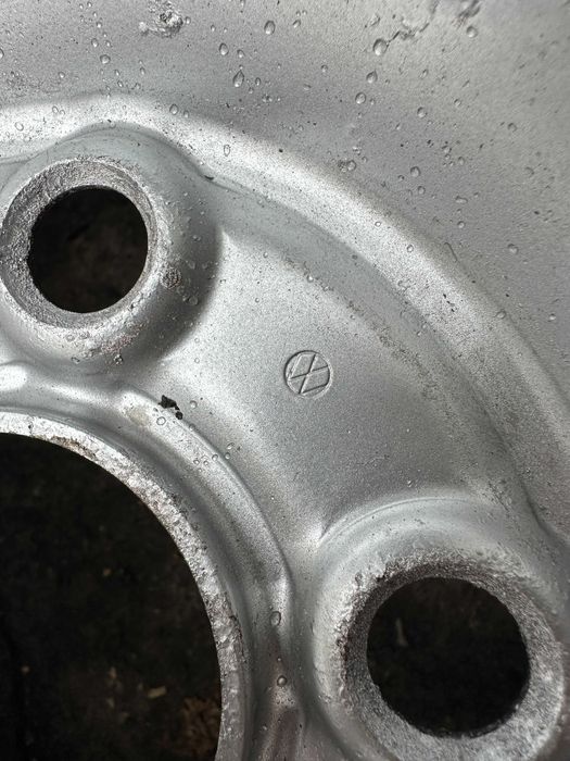 4бр. OEM железни джанти 16" VW Transporter T5, T6