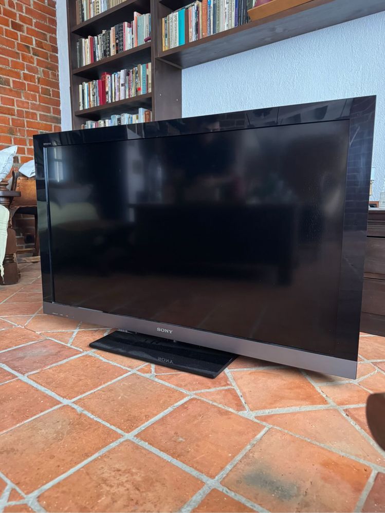 Sony Bravia 52 inch TV