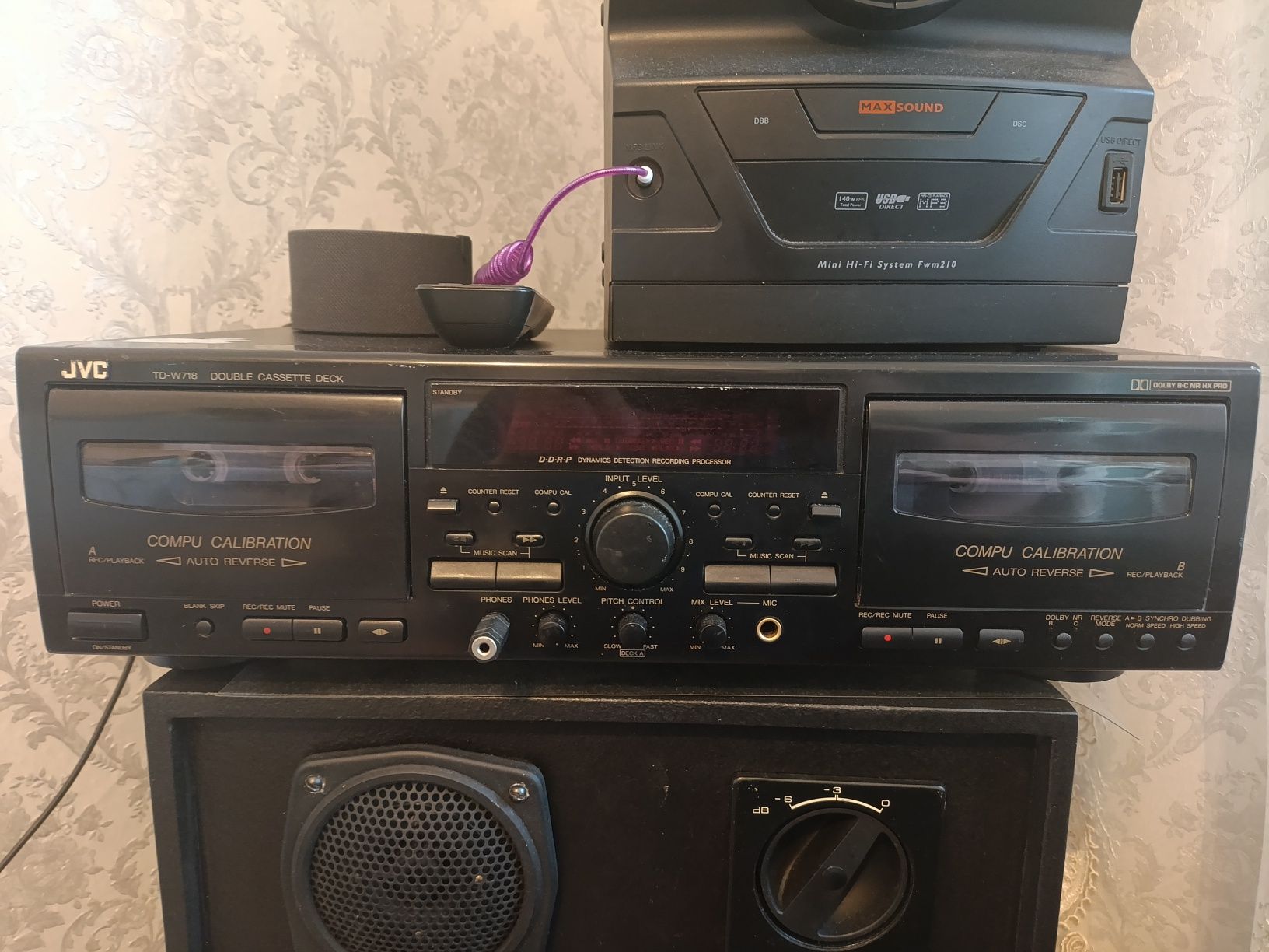Кассетная дека JVC TD W718