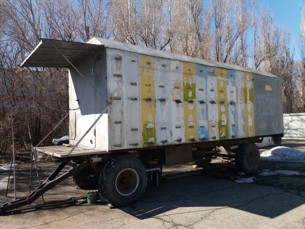Продам пчелопавильон с Зилом