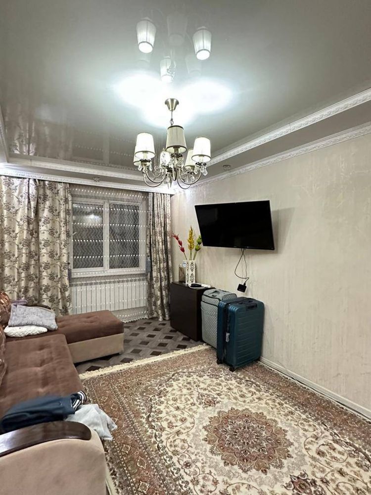 Cдаю срочно квартиру на Pисовом базаре