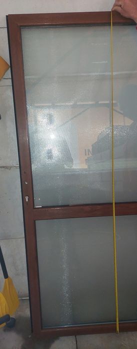 Vând ușă termopan