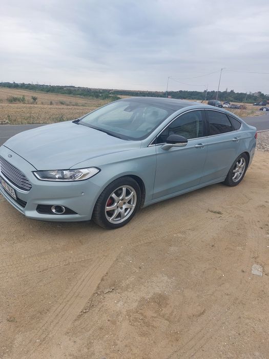 Ford mondeo  hybrid gpl (prius)