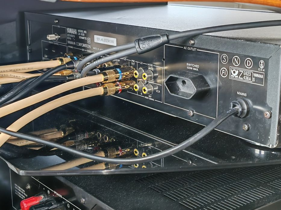 Amplificator+Preamplificator Yamaha MX-630 + CX-630 Negru