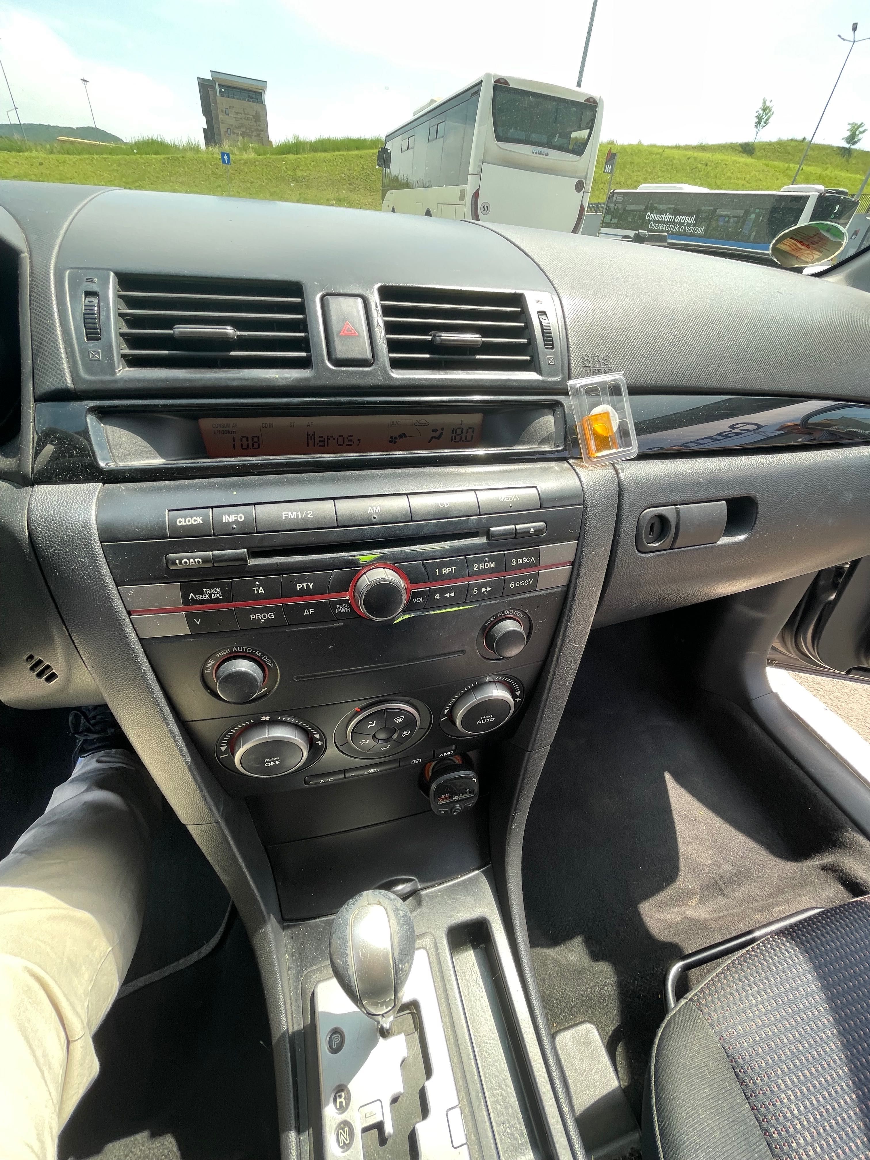 Mazda 3 /1.6 Benzinã 105 CP/ Cutie automatã Sport.