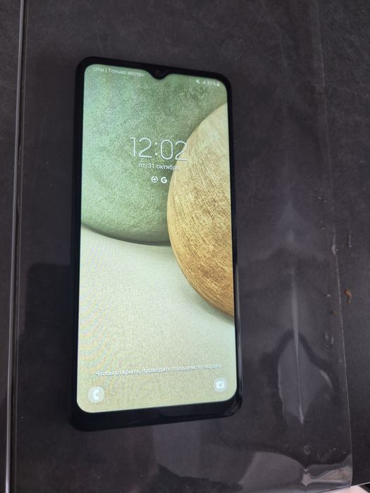 Samsung galaxy A12.    64gb.