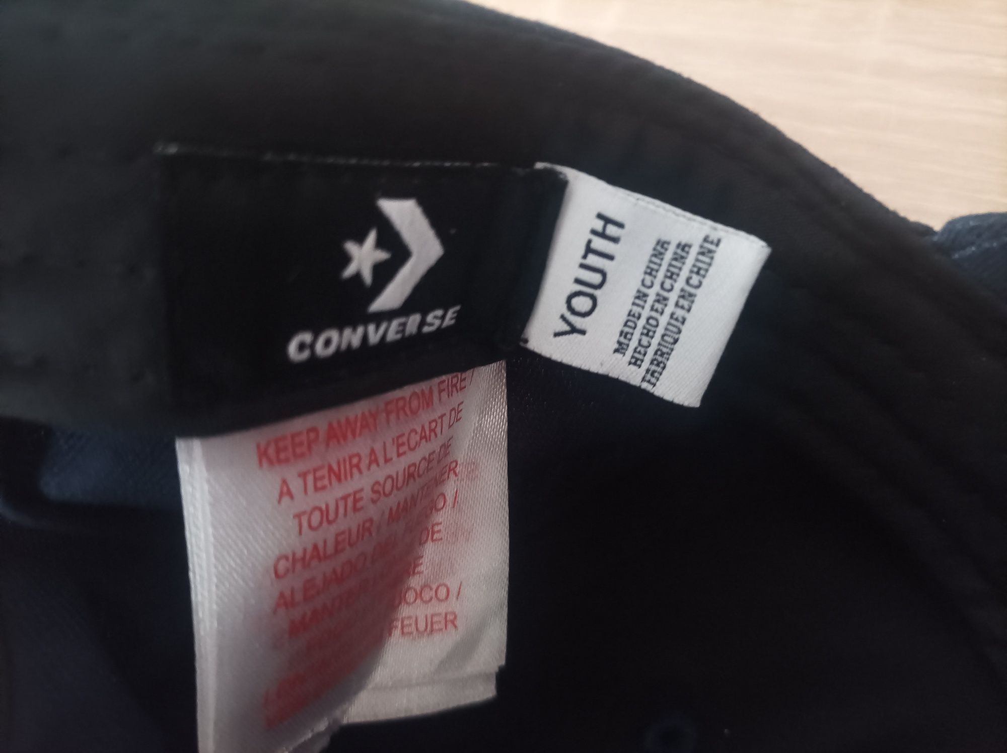 Nike/Converse нов суичър 116-122см