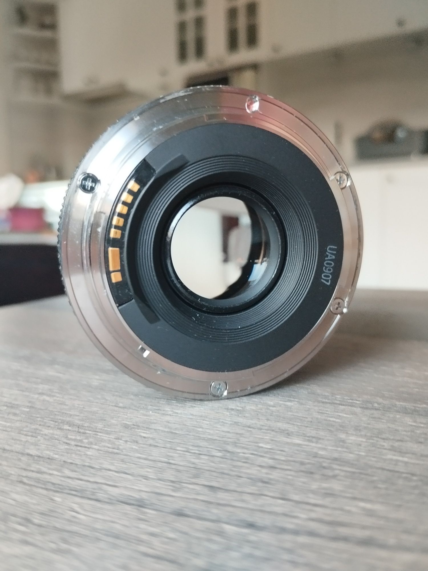 Canon EF 35mm f/2