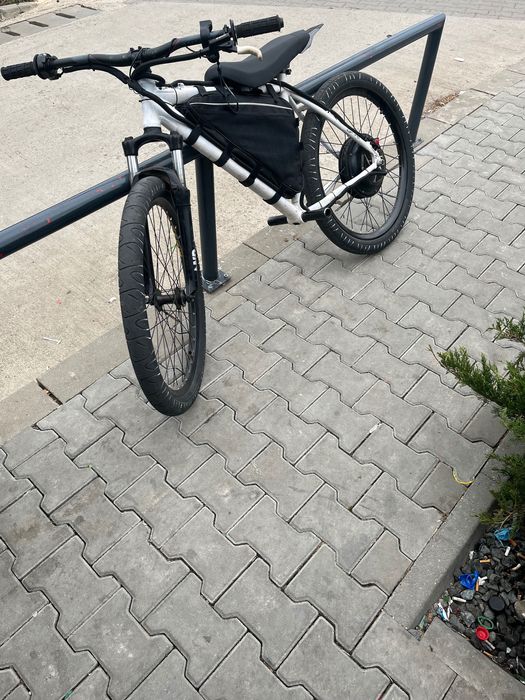 E bike facut pe piese sau schimb surron+dif de la mine/cross electric