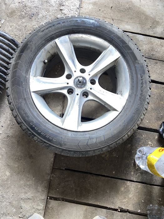 Зимняя резина с дисками R16 5х120 BMW