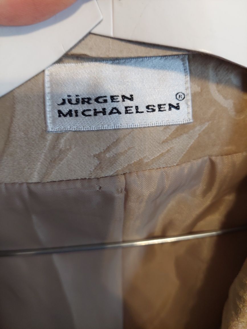 Palton de primavara bej de dama Jurgen Michaelsen/Zara Massimo Dutti