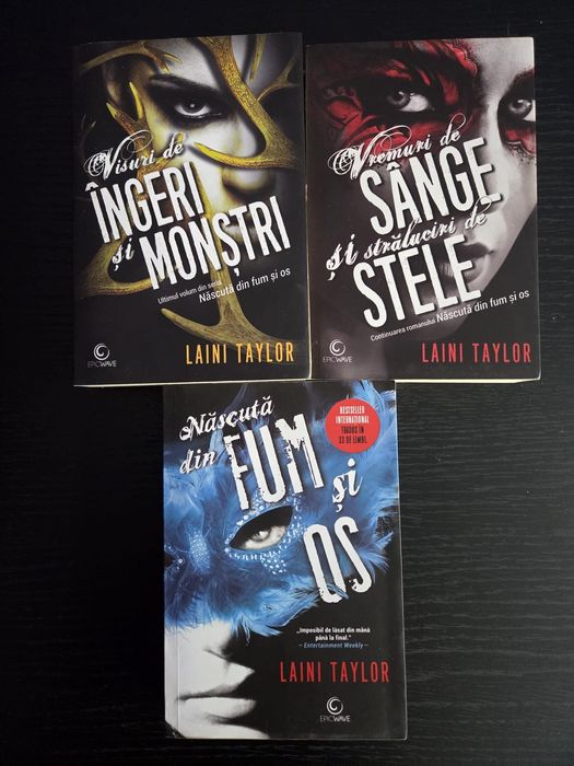 Vând seria "Născută din fum si os"