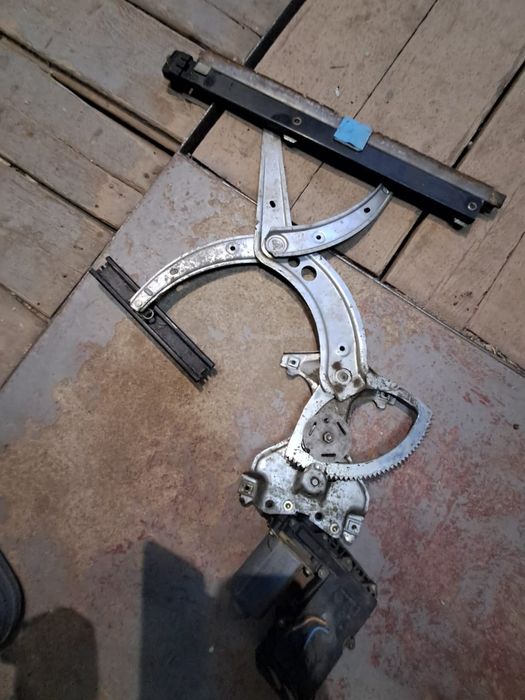 стеклоподьемник электрический пассат б 3 б 4