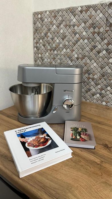 Кухонный комбайн Kenwood