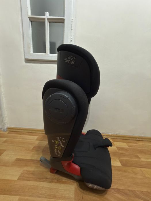 Scaun auto isofix Britax Romer Kidfix III M