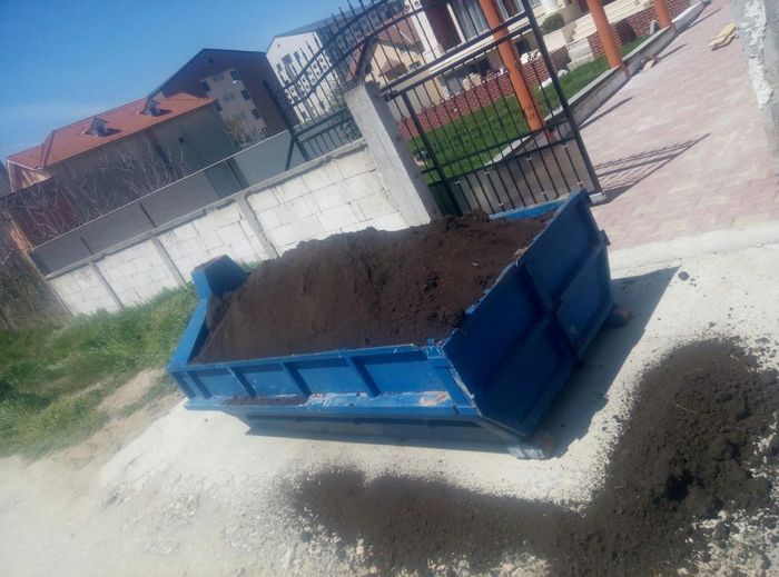 Transport moloz, moluz autorizat! bena, container, ghena, targa, deta!