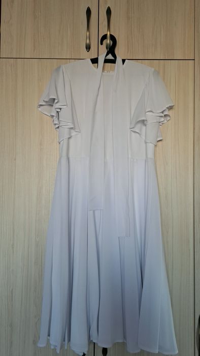 Платья из шифона белого