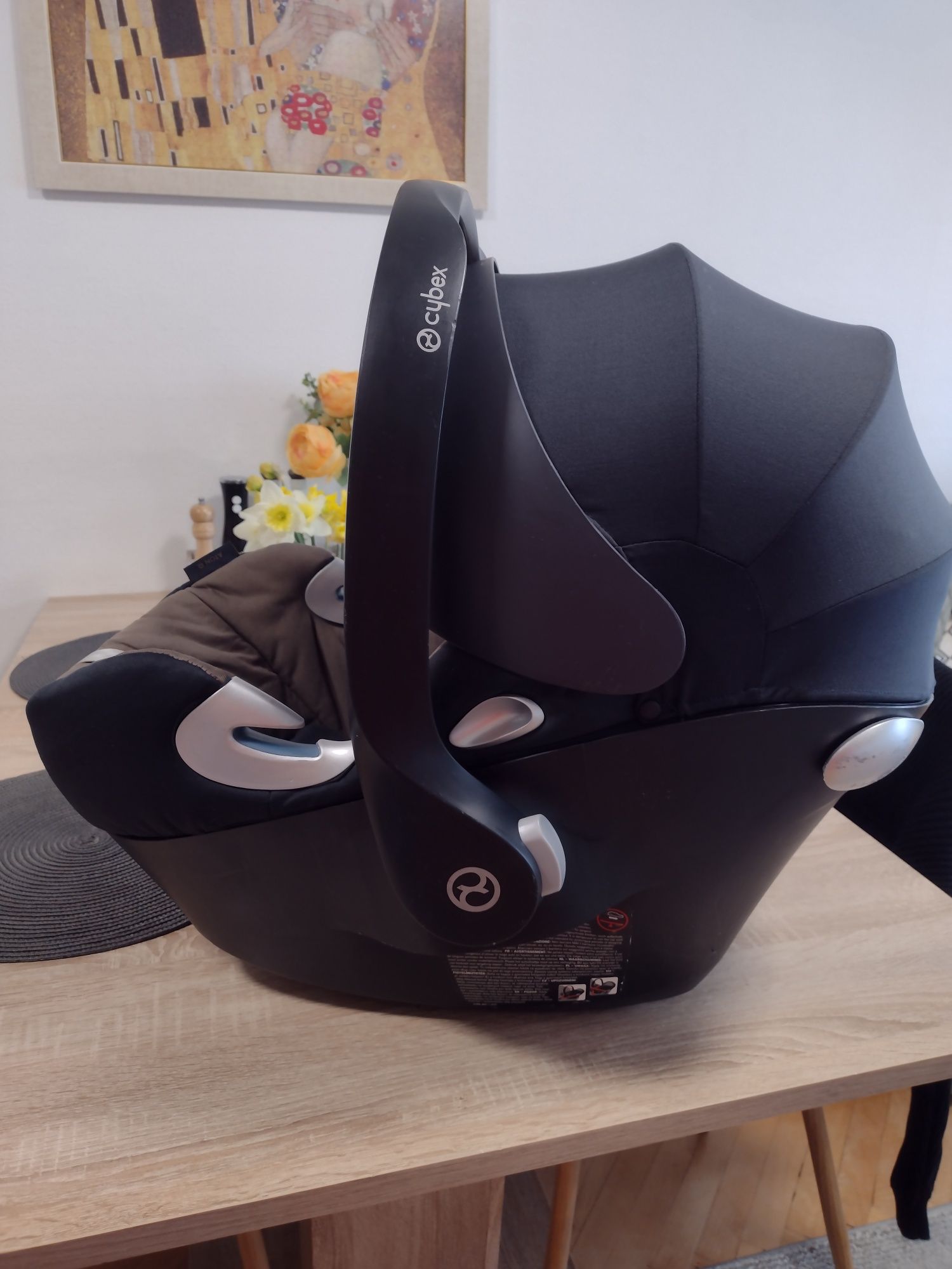 Столче за кола Cybex platinum Aton Q