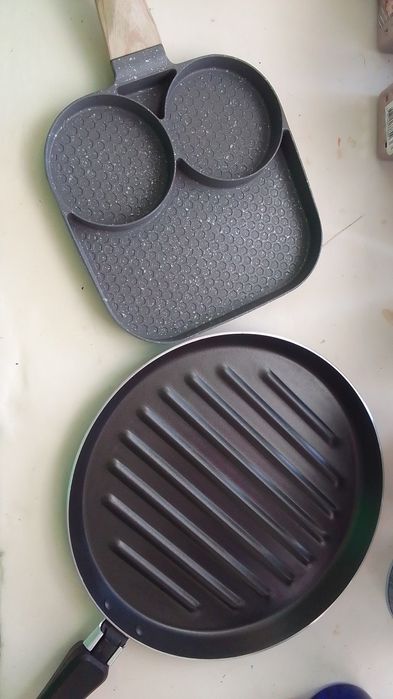 Продам сковородки 18см и 25см