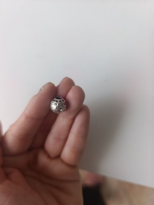 Топче надзора сребро с нежно розови камъчета