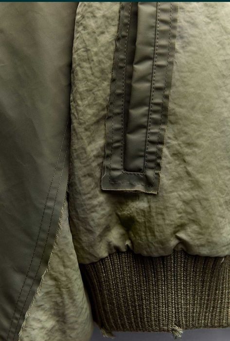 Geaca bomber Zara,rezistenta la apa