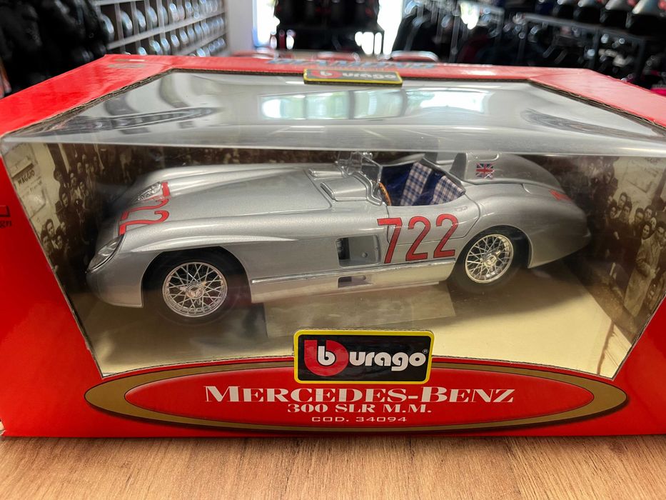 BBURAGO метален колекционерски модел количка MERCEDES-BENZ 300 SLR