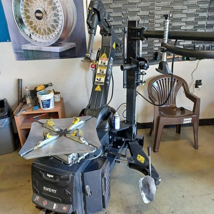 Продава се Промишлена сграда в Пловдив, Сточна гара - 130 кв.м за 87 €/кв.м - Снимка #6