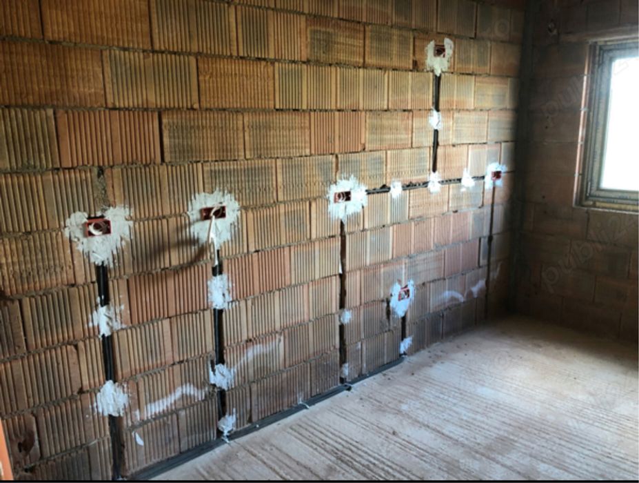 Electrician autorizat cu experienta (fac si instalatii sanitare )