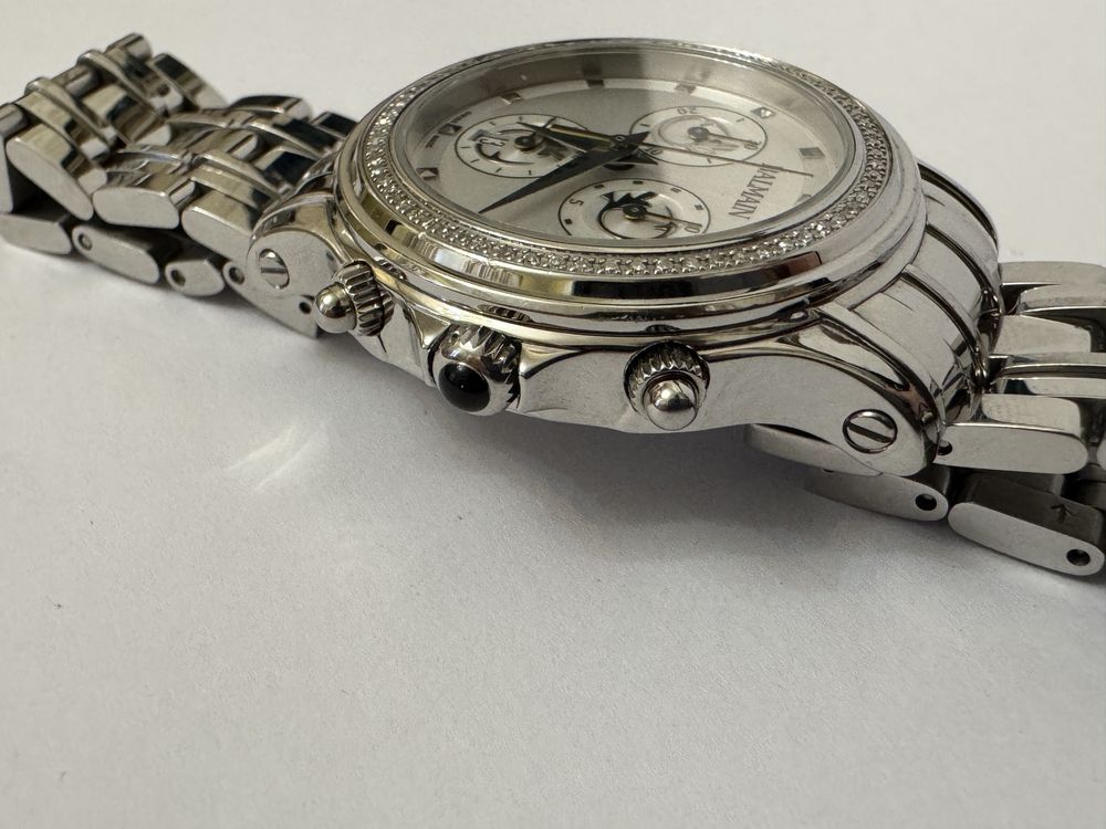 Ceas dama, Pierre Balmain cu diamnte. Swiss made