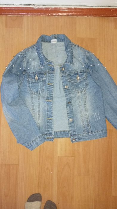 Джинсовая куртка