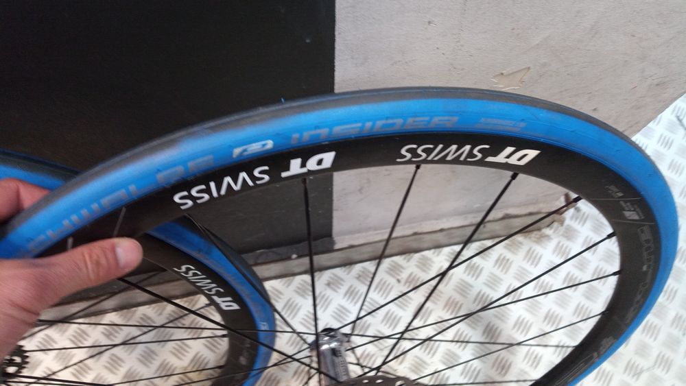 Rotii gravele/cursiera dtswiiss r 32 db