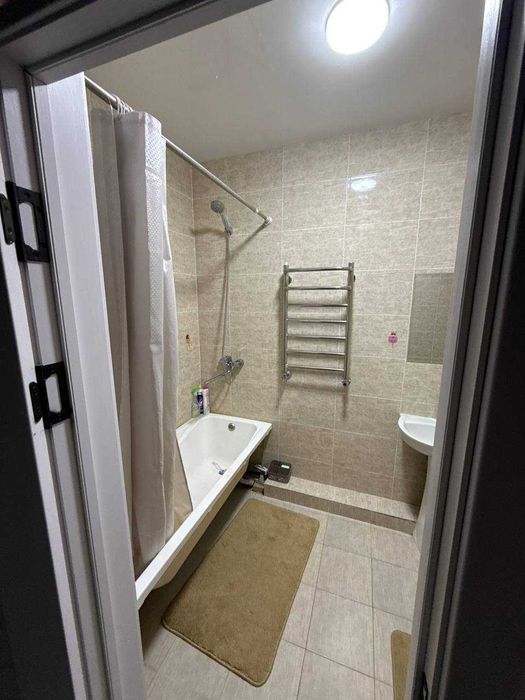 Паркентский 2/5/10 Новостройка 80 м2 с мебелью техникой. Очен дешево