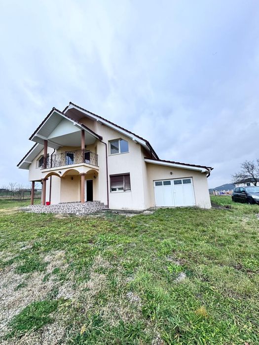 Casa de vanzare în Badon