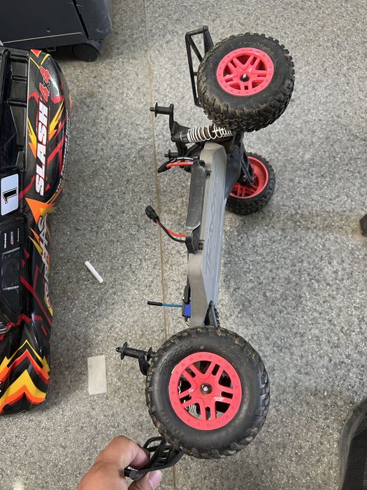 Vand automodel Traxas SLASH 1/10 4x4